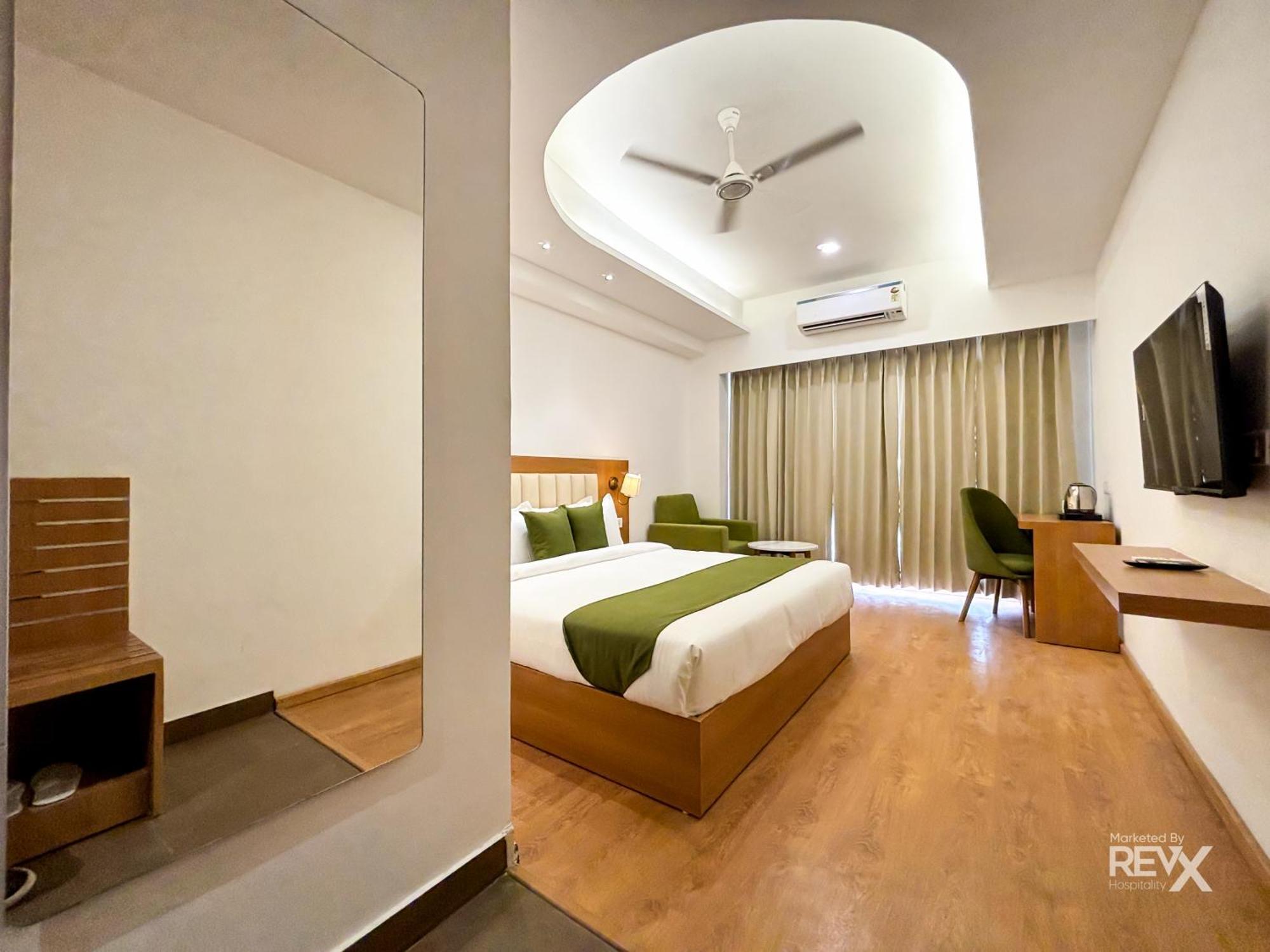 Hotel Oak Leaf Rishikesh