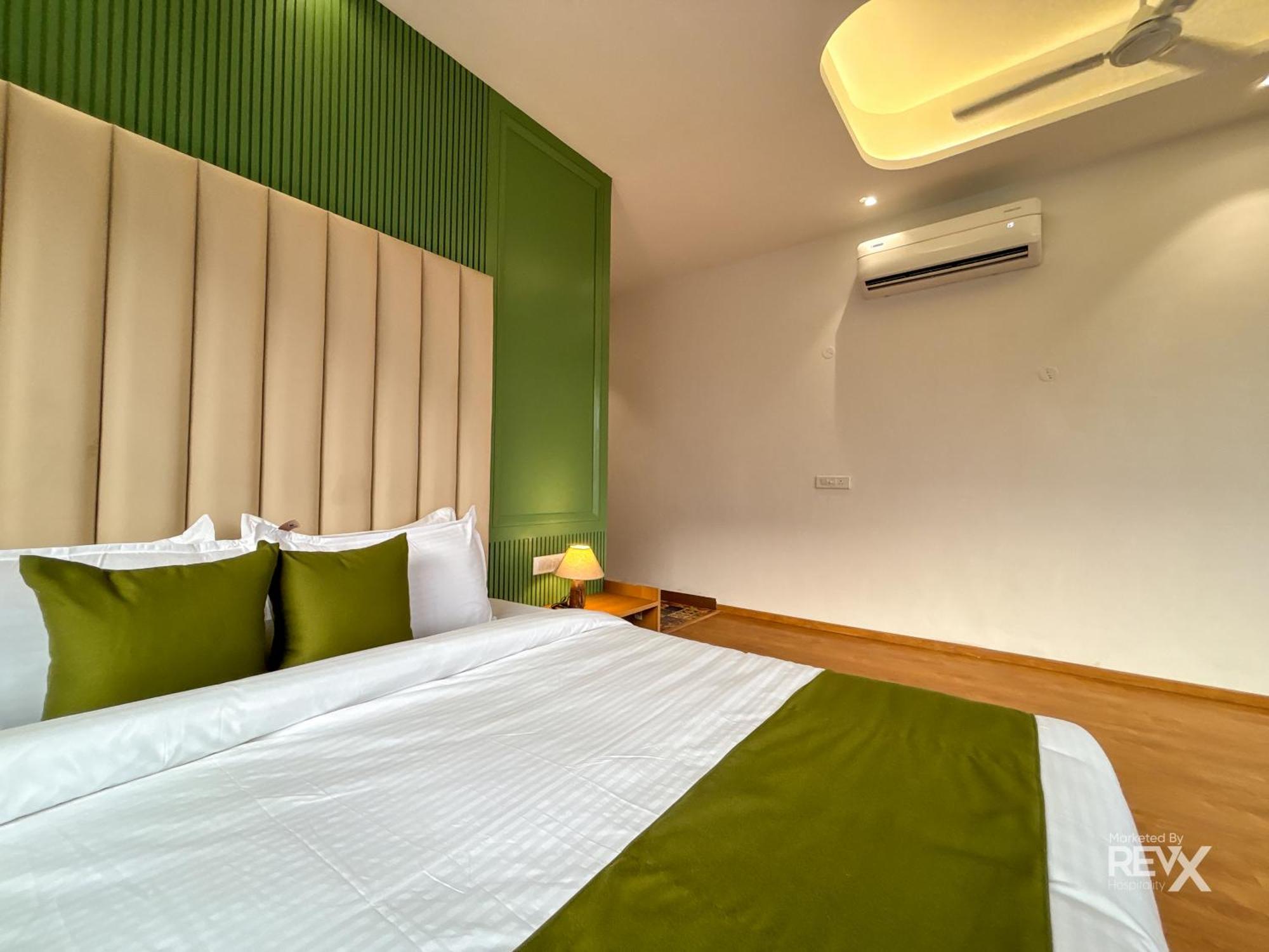 Hotel Oak Leaf Rishikesh