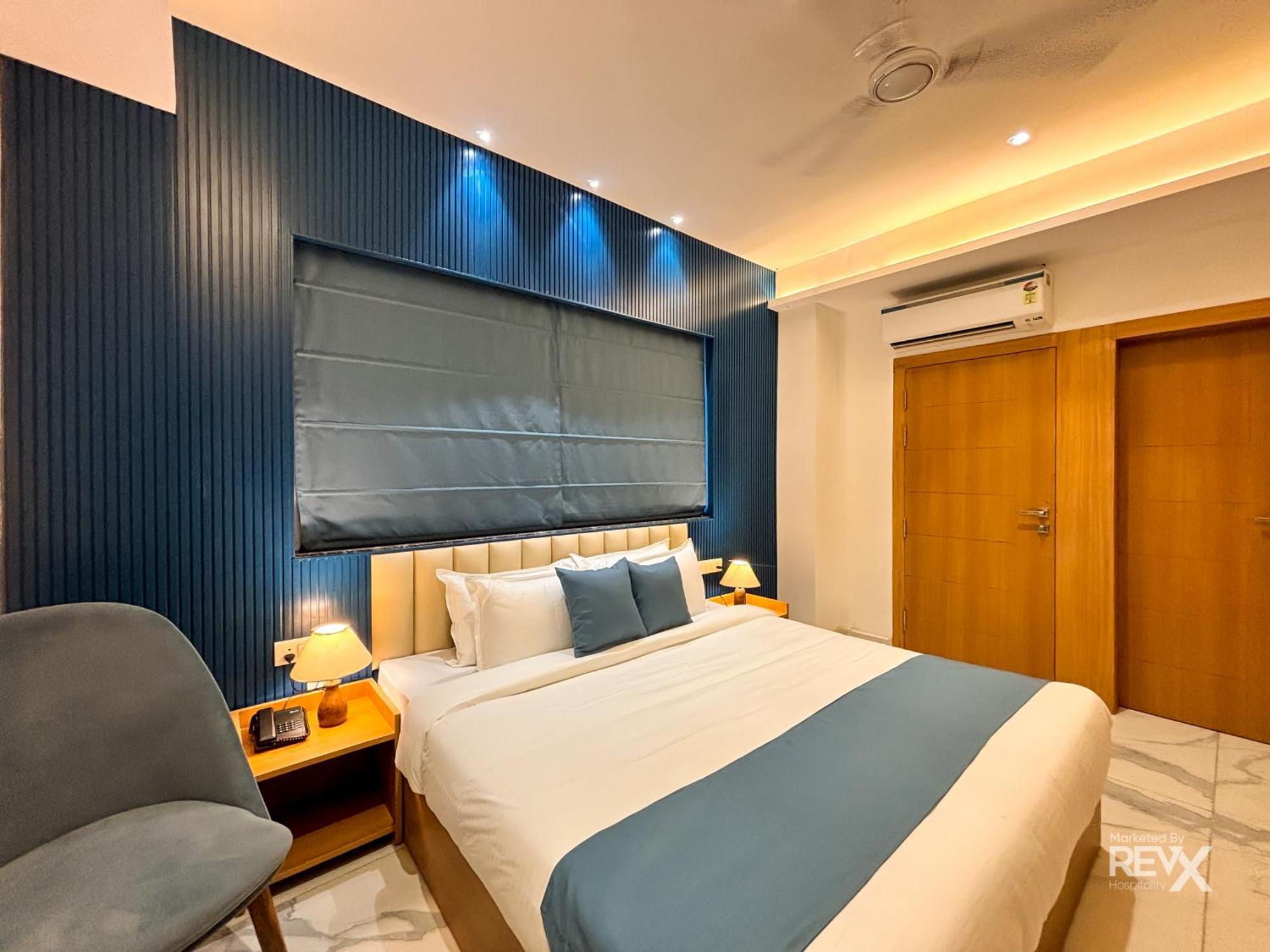 Oak Leaf Hotel Rishikesh