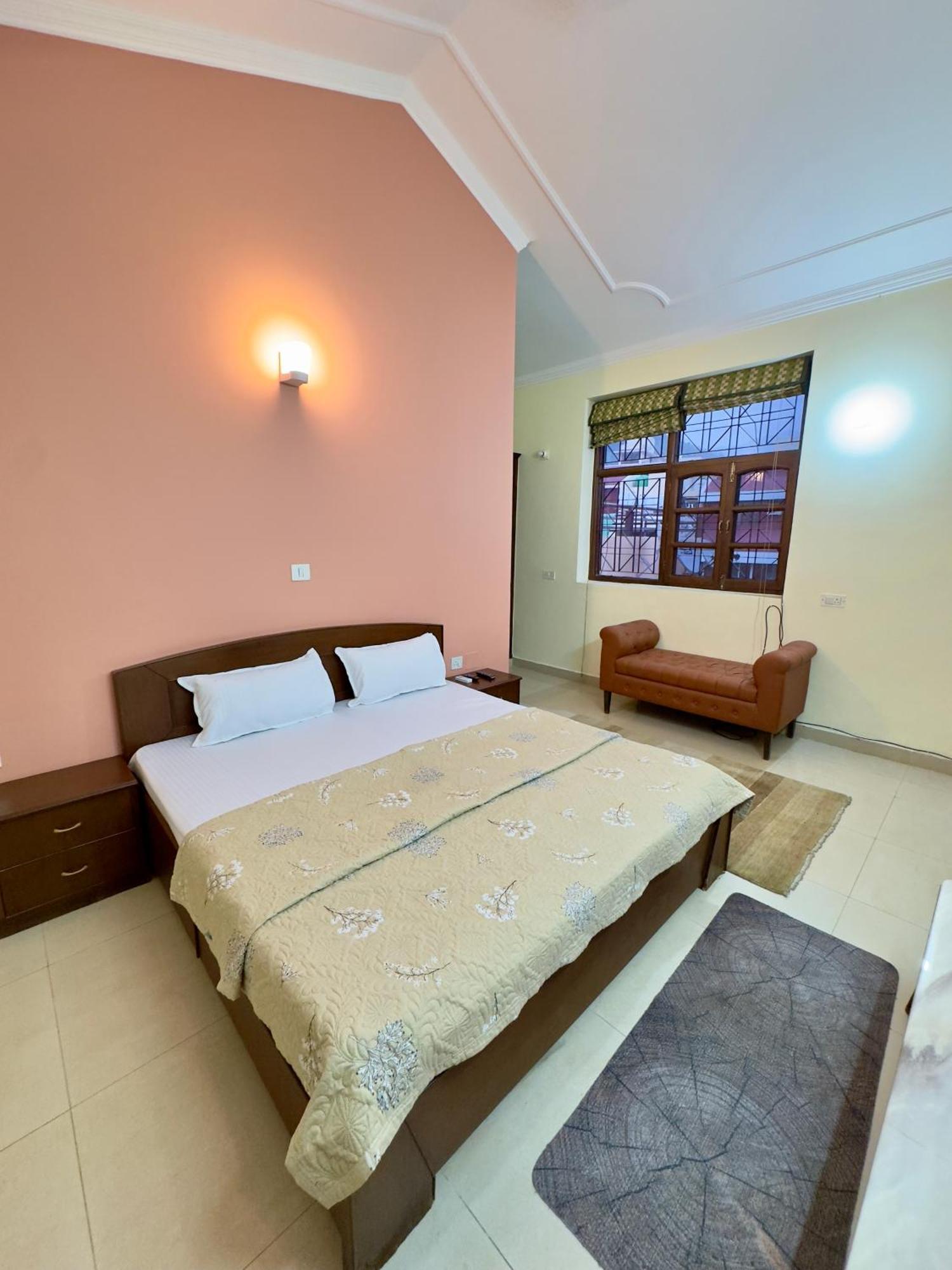 Lodge Atreya Boutique *