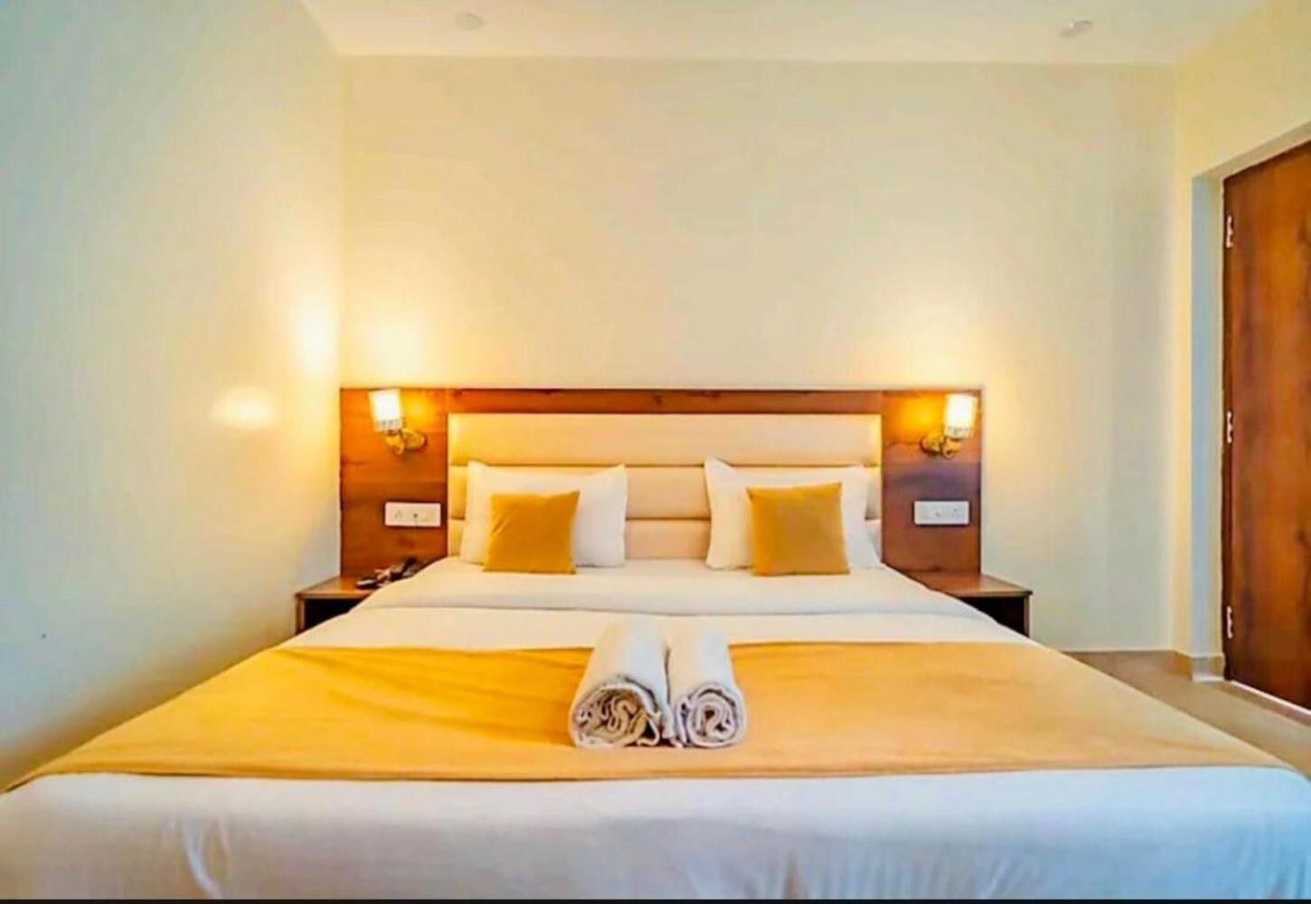 The Hotel 3*