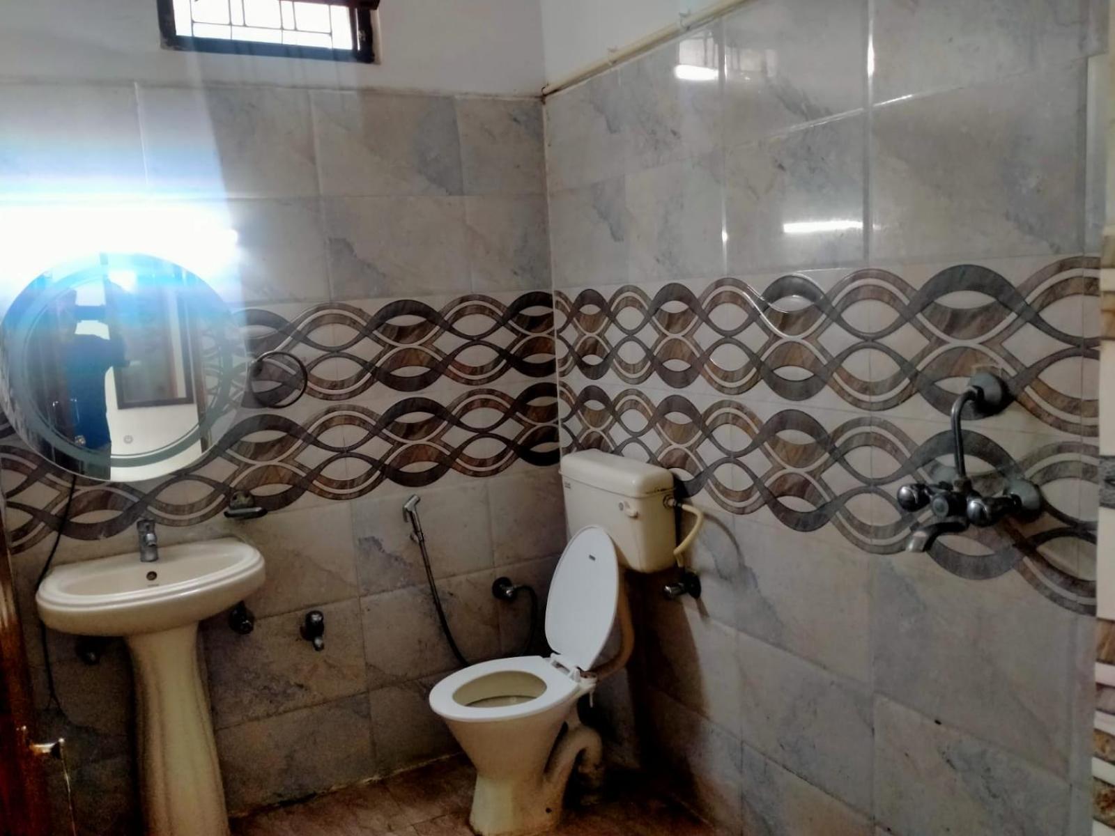 Mount Valley Mama Hotel Rishikesh