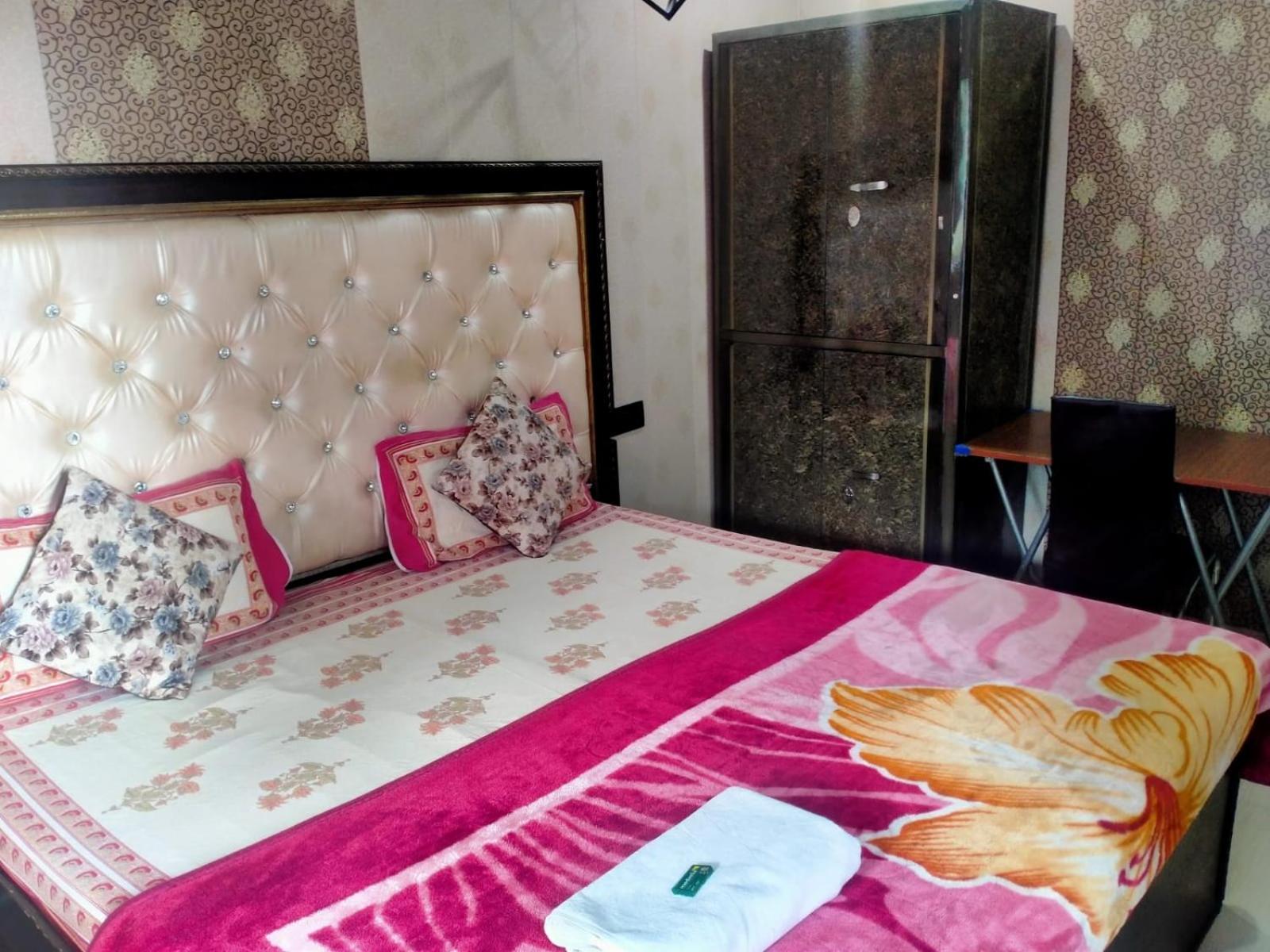 Mount Valley Mama 2* Rishikesh