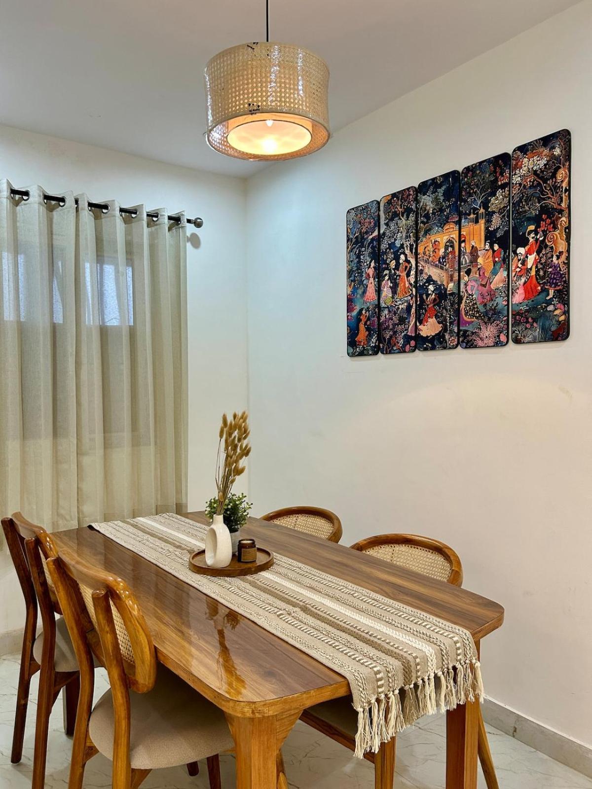 Apartment Moksha A Luxury 2bhk With Ganga View *