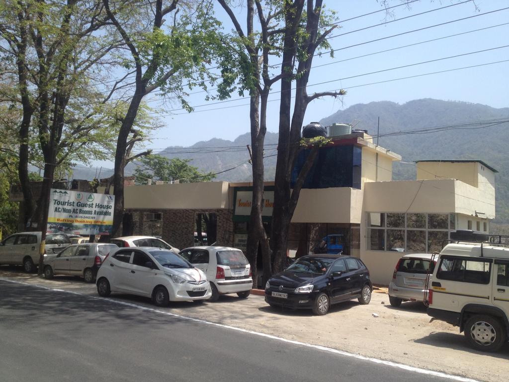 Tourist * Rishikesh
