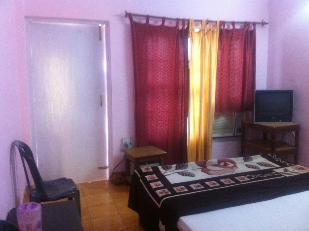 Sara Bed & Breakfast *