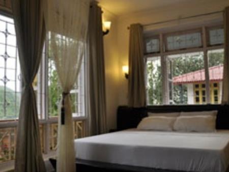 Hotel Gayatri Resorts Rishikesh