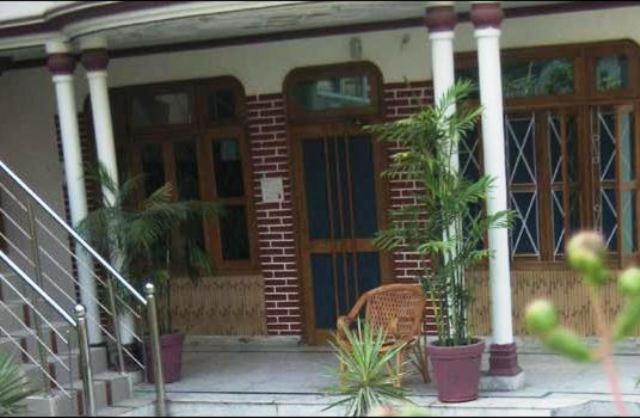 Ayushman Guest house *