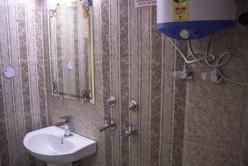 Hotel Hotel Golden Crown Laxman Jhula