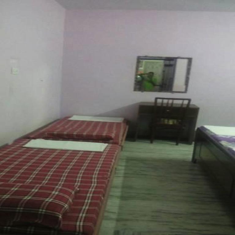 Hotel Golden Crown Laxman Jhula Hotel