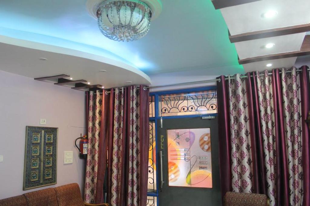 Hotel Hotel Golden Crown Laxman Jhula