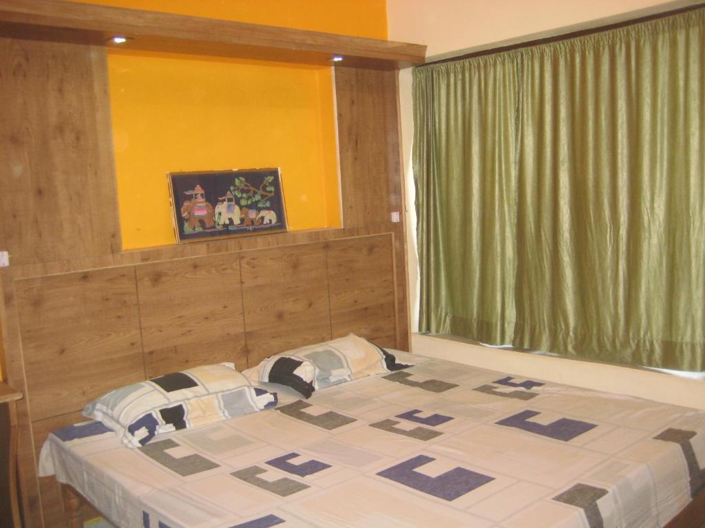 Ayushman Guest house