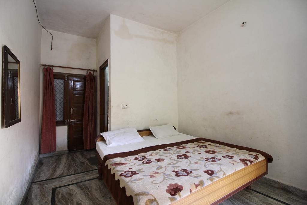 Guest house Ubud Orient Rishikesh