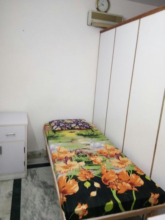 Hotel Golden Crown Laxman Jhula Rishikesh