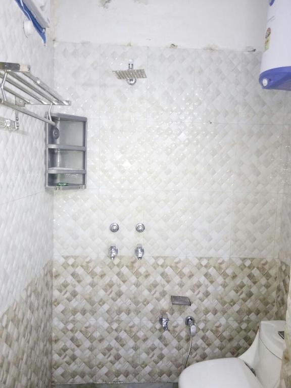 Hotel Golden Crown Laxman Jhula Hotel Rishikesh