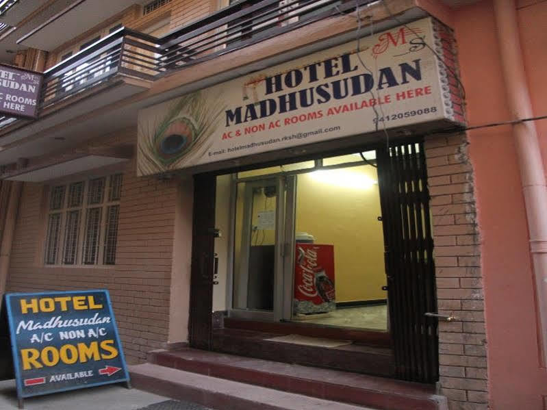 Bed & Breakfast Madhusudan 2*