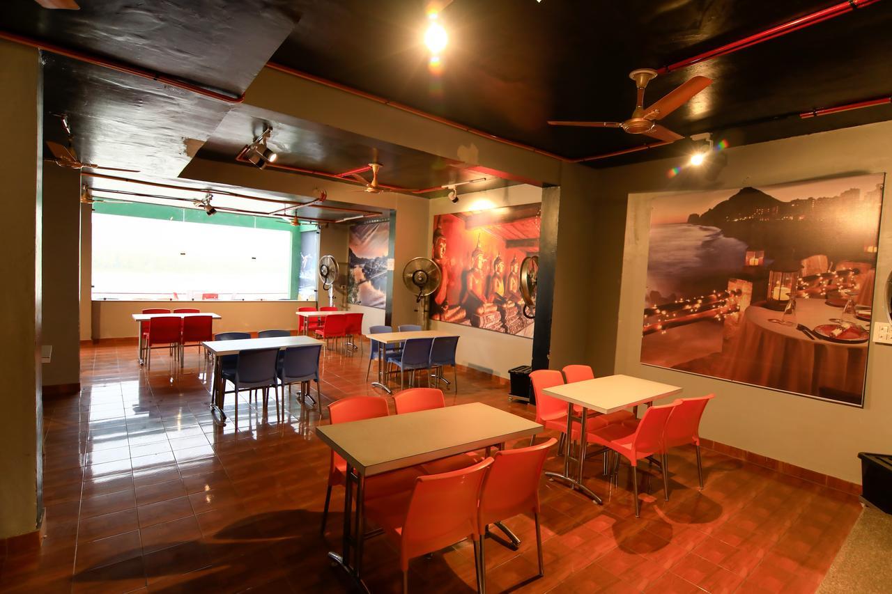 Hotel Shanti Residency - Ganga View 2*