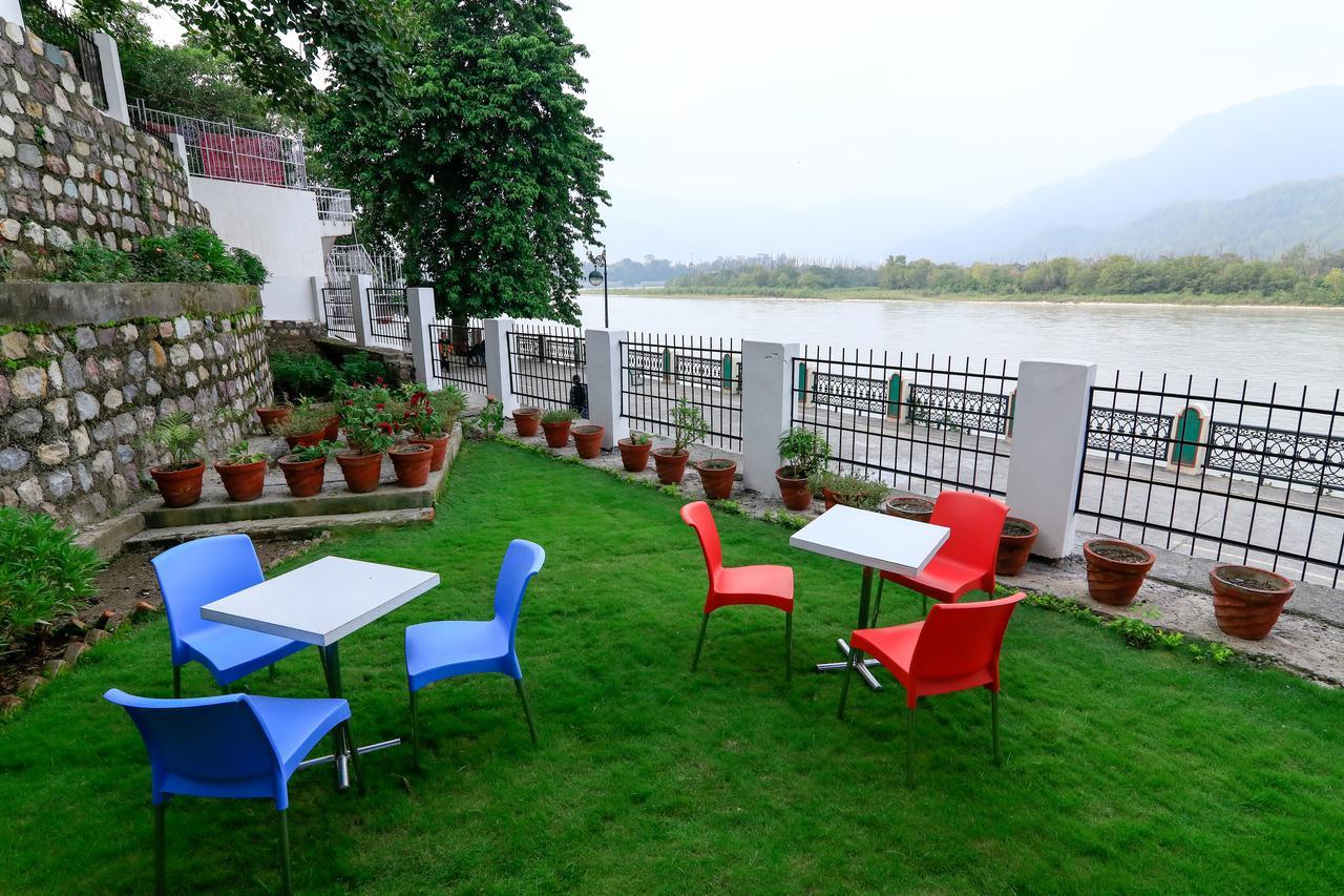 Shanti Residency - Ganga View 2*