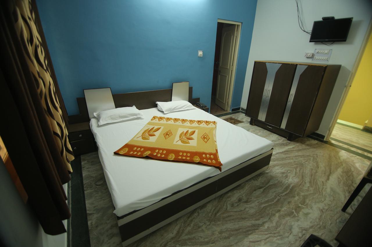 Madhusudan Bed & Breakfast