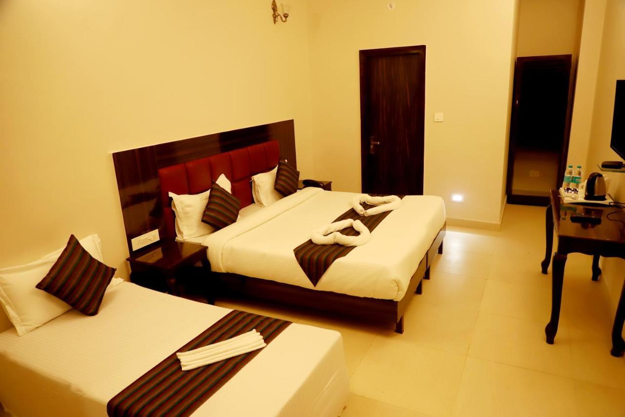 Hotel Grand 3*