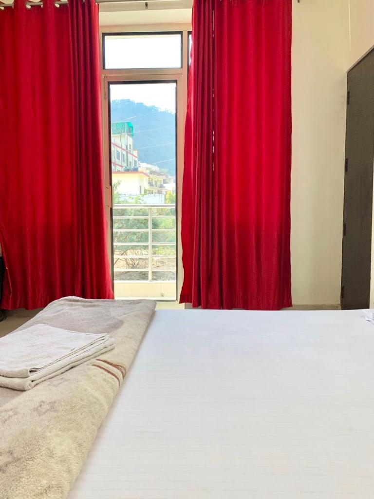 Shiv Hotel Rishikesh