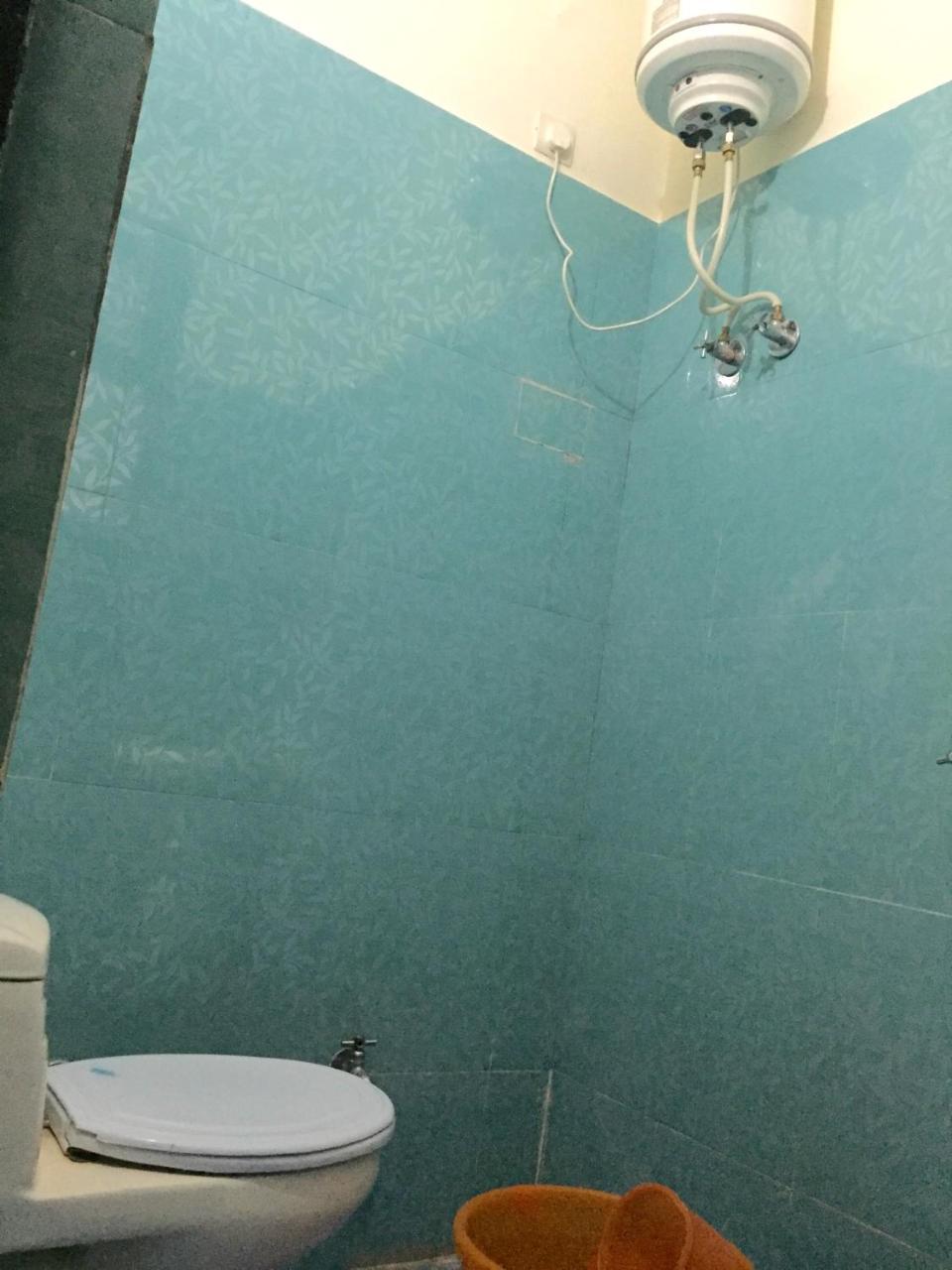 Hotel Shiv 2*