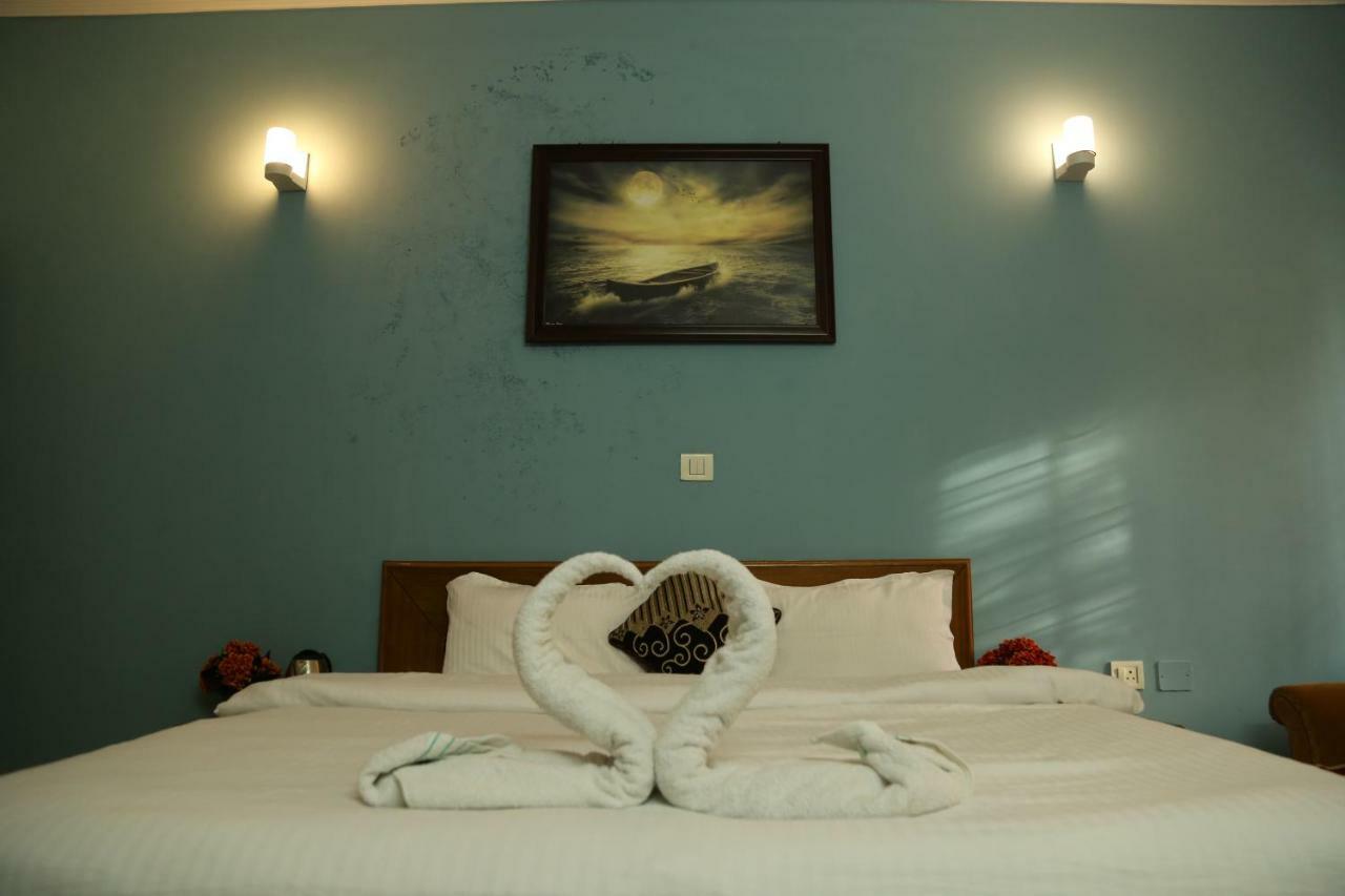Bed & Breakfast The See Some *
