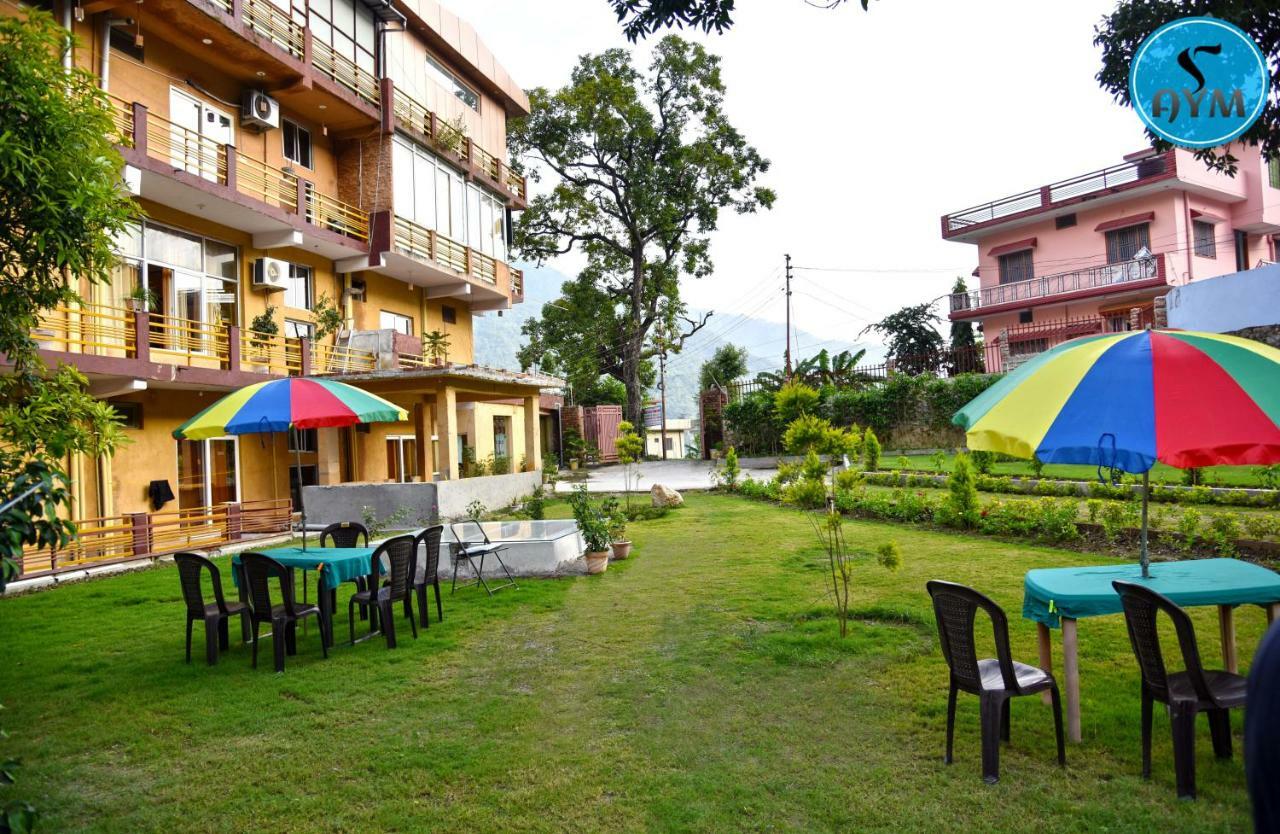 Yoga Resort Tapovan Hotel *