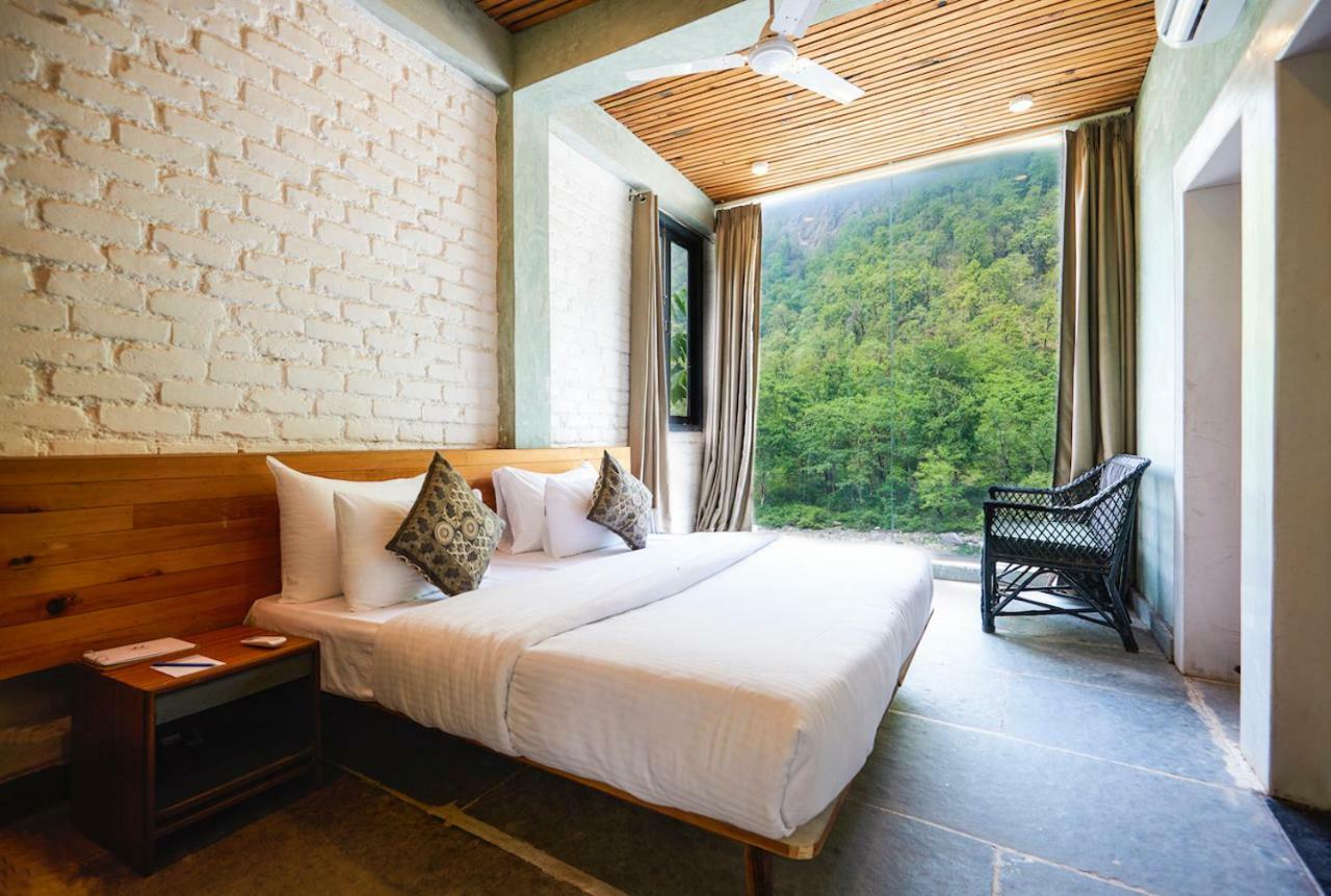 Hotel Nishantam 4*