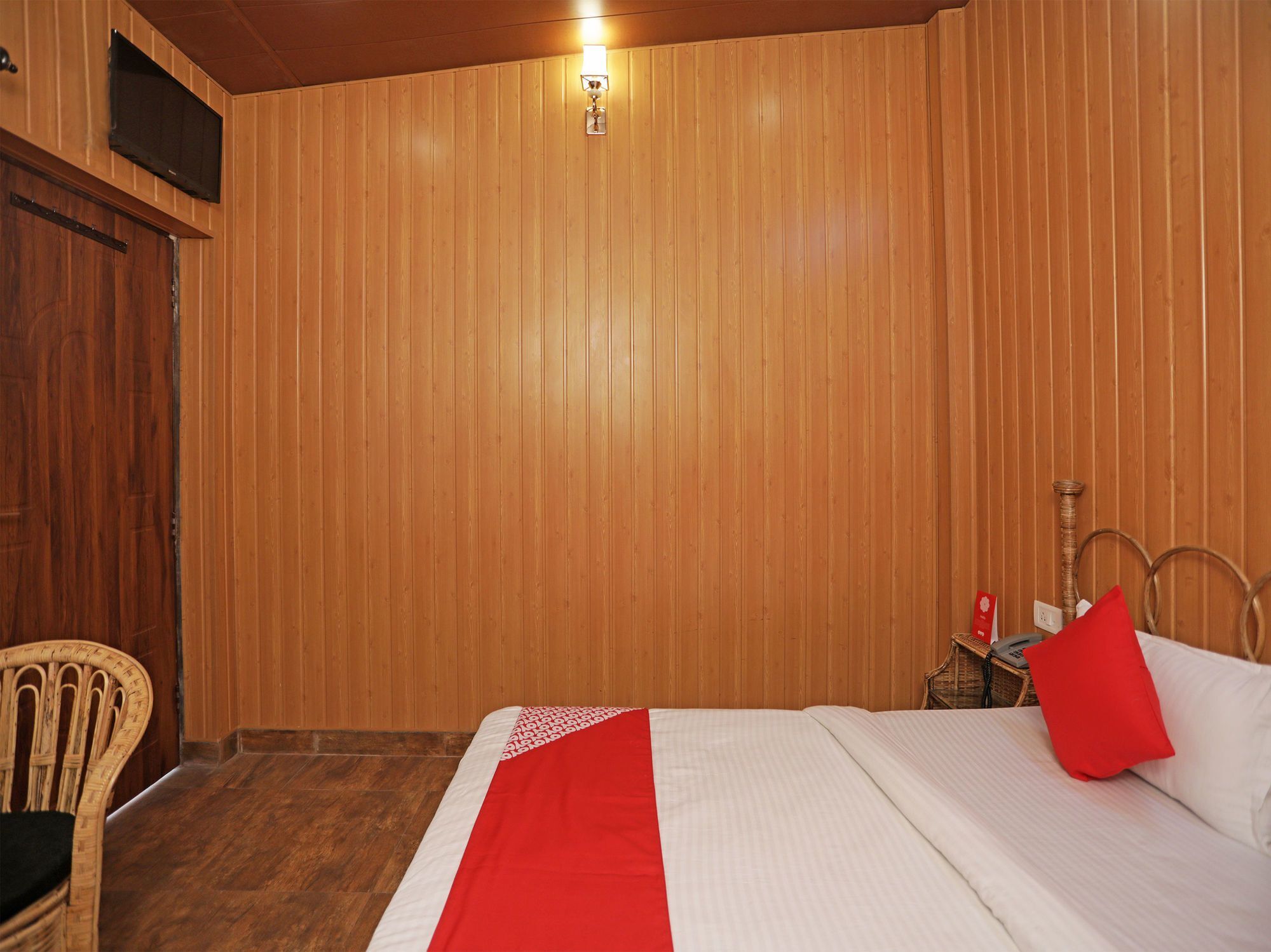 Hotel Oyo 12212 Ramanuj Rishikesh