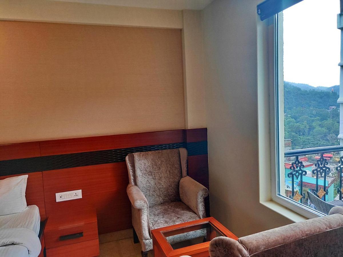Holy River Hotel 4*
