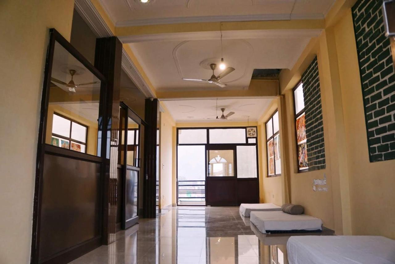 Friends Guest house *